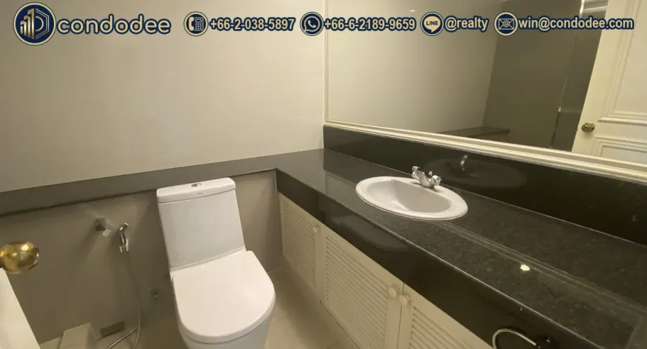 À vendre 3 chambres condo à Watthana, Bangkok