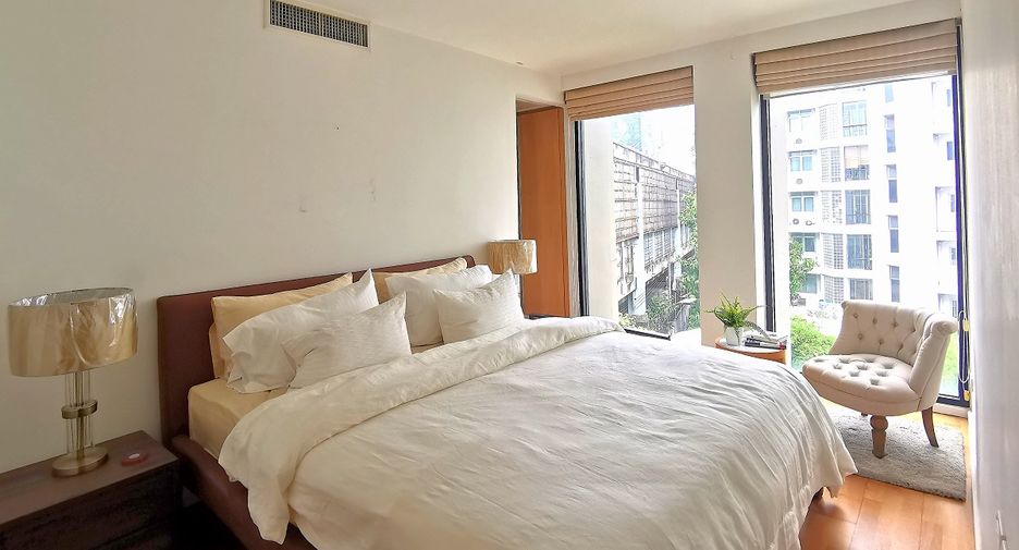 À vendre 2 chambres condo à Watthana, Bangkok