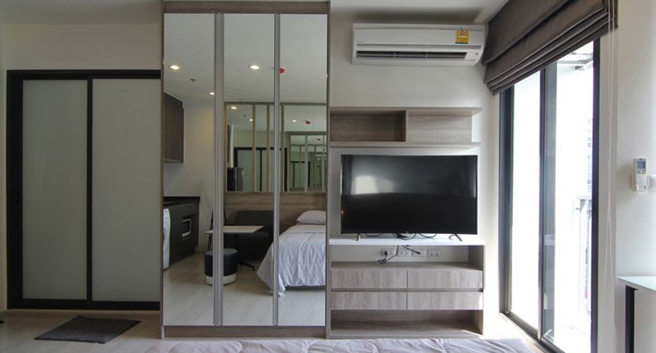 For sale 1 Beds condo in Huai Khwang, Bangkok