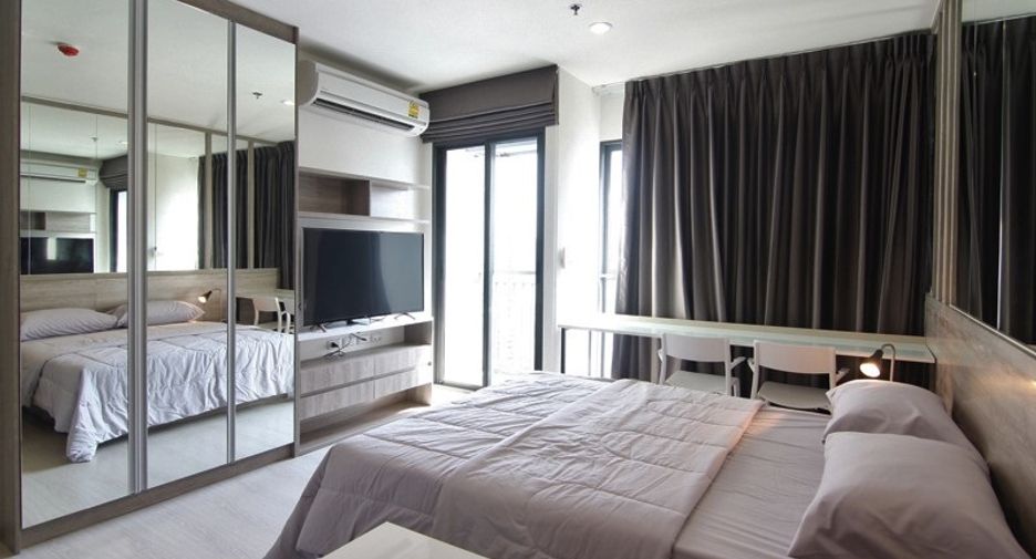 For sale 1 Beds condo in Huai Khwang, Bangkok
