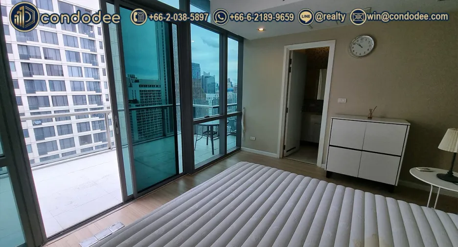 For sale 2 bedrooms condo in Watthana, Bangkok