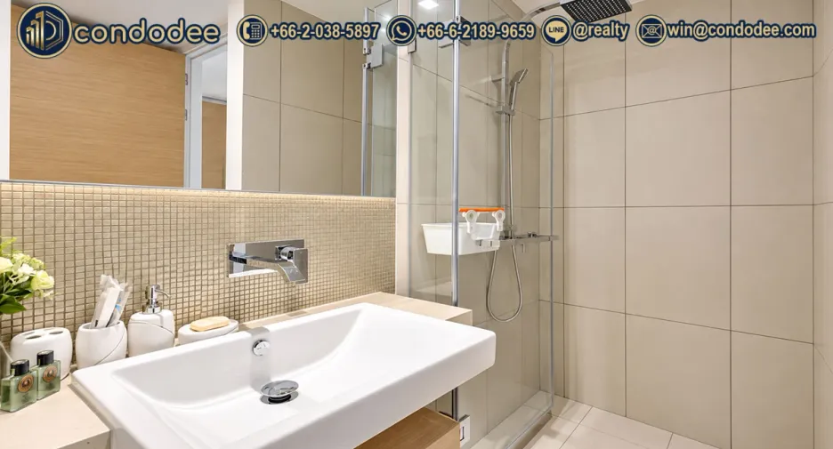For sale 1 bed condo in Khlong Toei, Bangkok