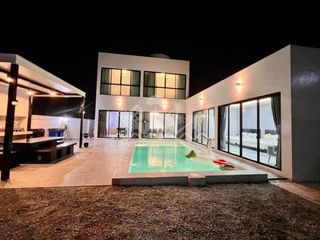 出售 和 出租 3 卧室 独立屋 在 Bang Lamung, Chon Buri