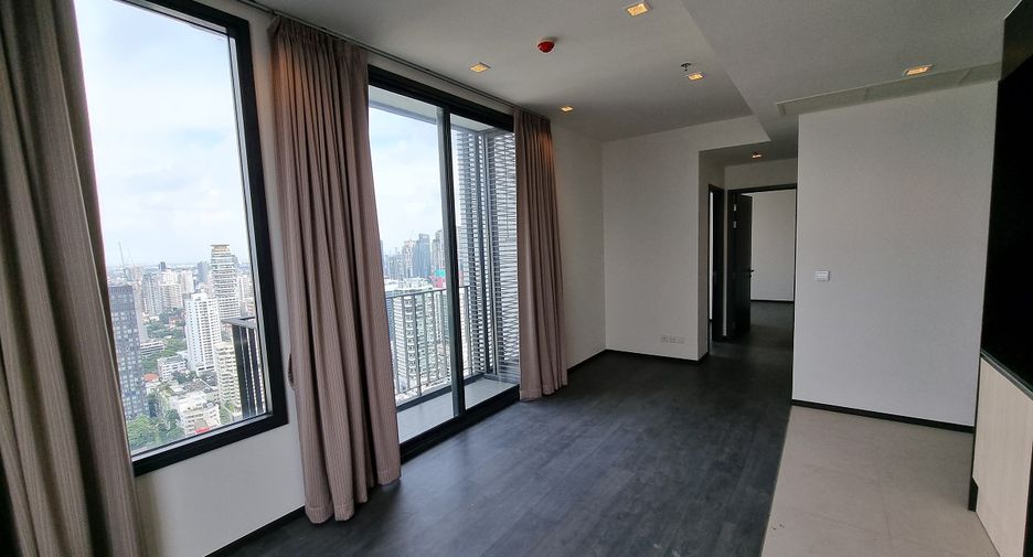 Condo en venta de 2 habitaciones en Khlong Toei, Bangkok