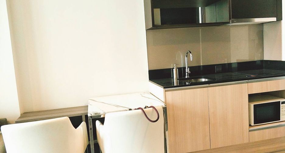 Condo en venta de 1 habitaciones en Khlong Toei, Bangkok