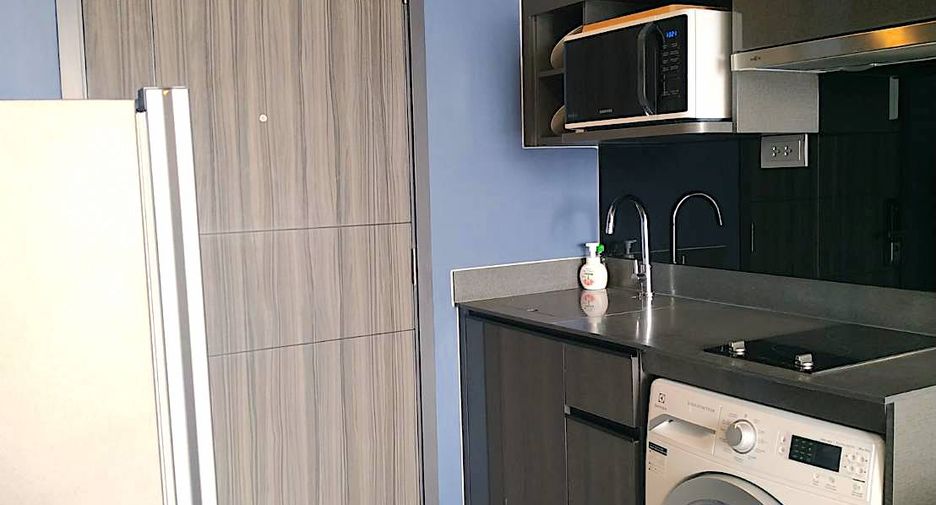Condo en venta de 1 habitaciones en Khlong Toei, Bangkok