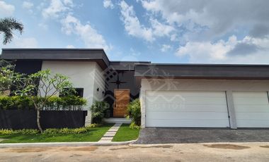 出售 4 卧室 独立屋 在 Bang Lamung, Chon Buri
