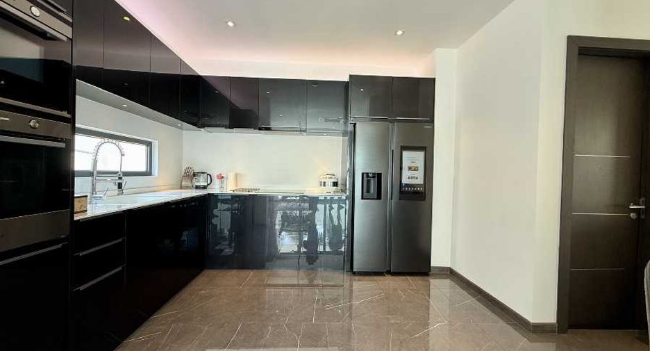 Casa en venta de 3 habitaciones en Bang Lamung, Chonburi