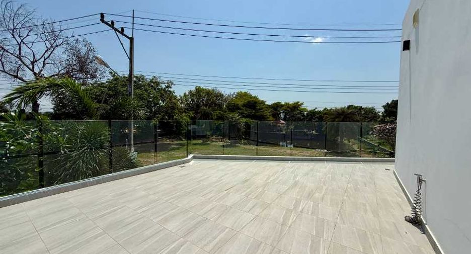 Casa en venta de 3 habitaciones en Bang Lamung, Chonburi