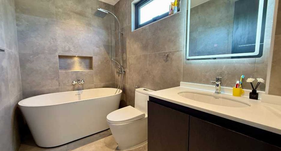 Casa en venta de 3 habitaciones en Bang Lamung, Chonburi