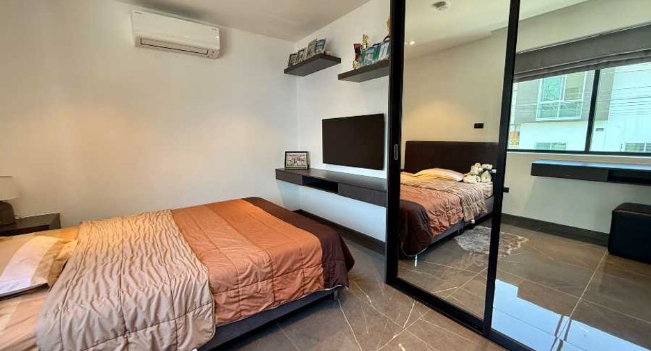 Casa en venta de 3 habitaciones en Bang Lamung, Chonburi