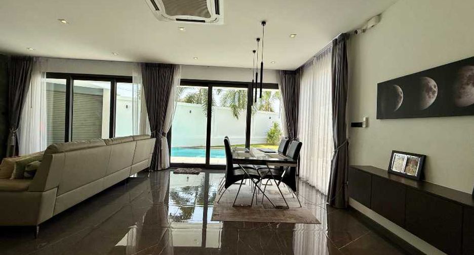 Casa en venta de 3 habitaciones en Bang Lamung, Chonburi