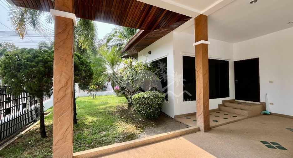À vendre et à louer 3 chambres maison à Bang Lamung, Chonburi