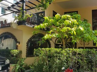 For sale retail Space in Khlong Toei, Bangkok