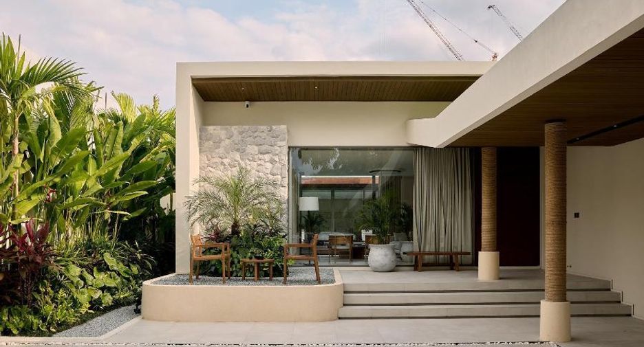 À vendre et à louer 3 chambres maison à Sattahip, Chonburi
