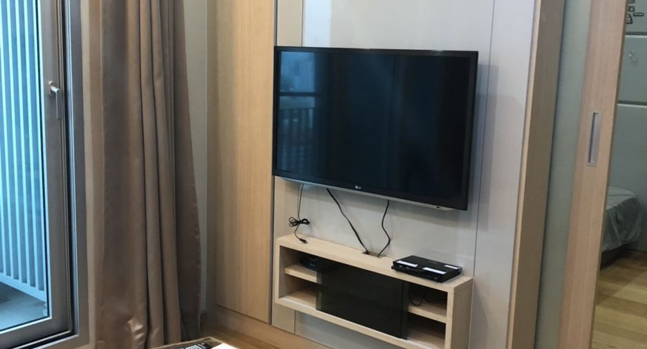 For sale 1 bed condo in Watthana, Bangkok
