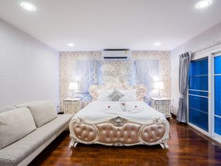 À vendre et à louer 5 chambres maison à Bang Lamung, Chonburi