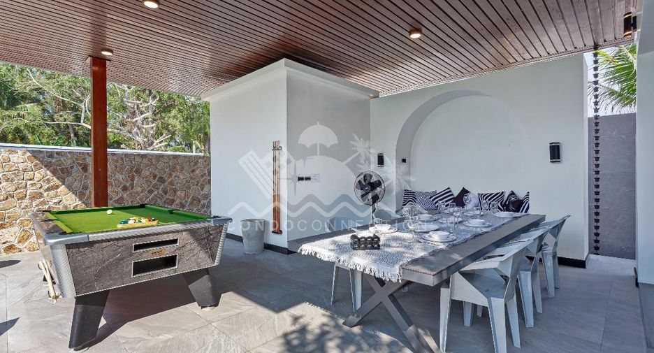 Casa en alquiler de 5 habitaciones en Bang Lamung, Chonburi