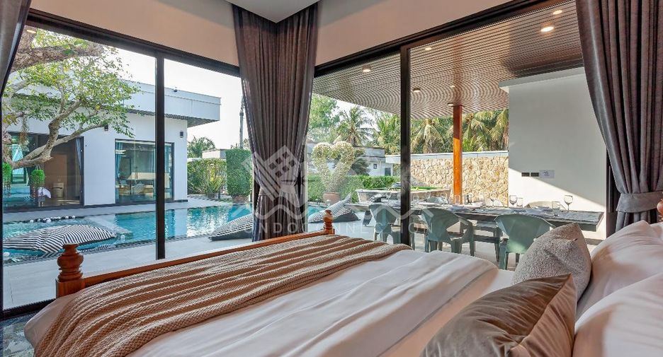 Casa en alquiler de 5 habitaciones en Bang Lamung, Chonburi