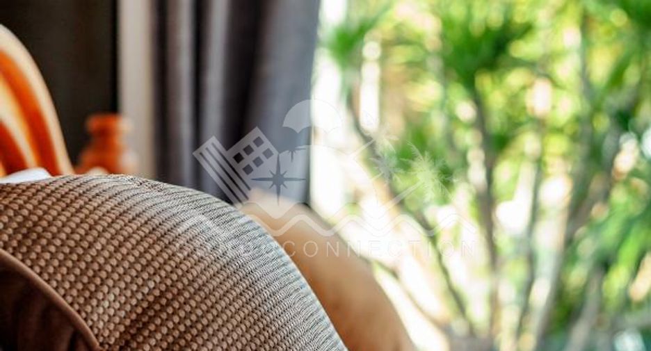 Casa en alquiler de 5 habitaciones en Bang Lamung, Chonburi