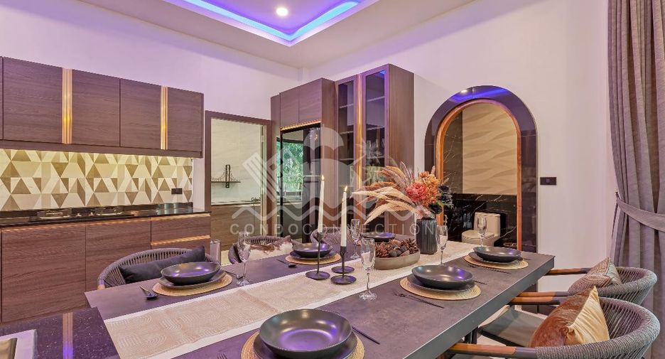 Casa en alquiler de 5 habitaciones en Bang Lamung, Chonburi