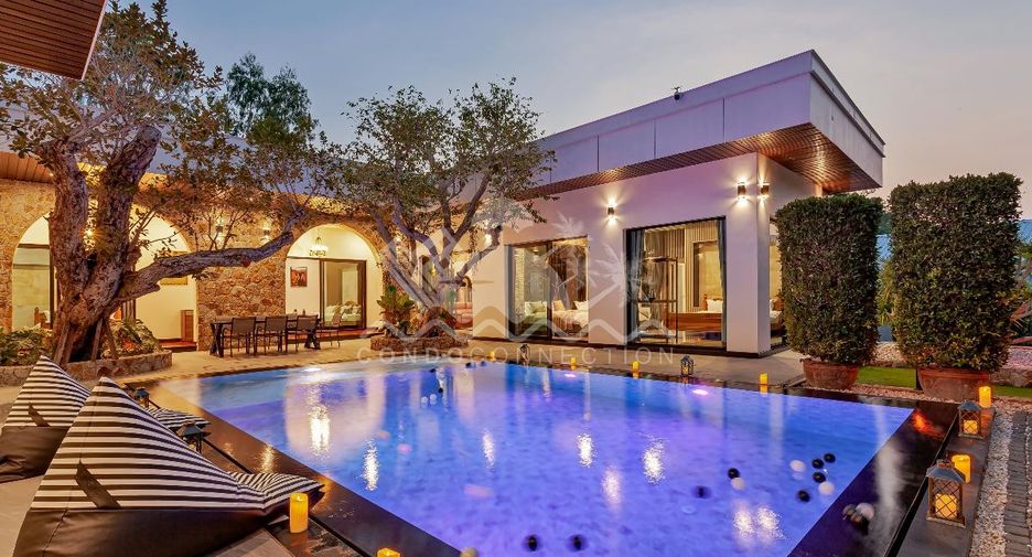 Casa en alquiler de 5 habitaciones en Bang Lamung, Chonburi