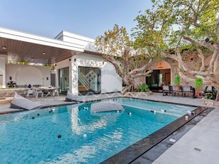 Haus zur Miete mit 5 Zimmer in Bang Lamung, Chonburi