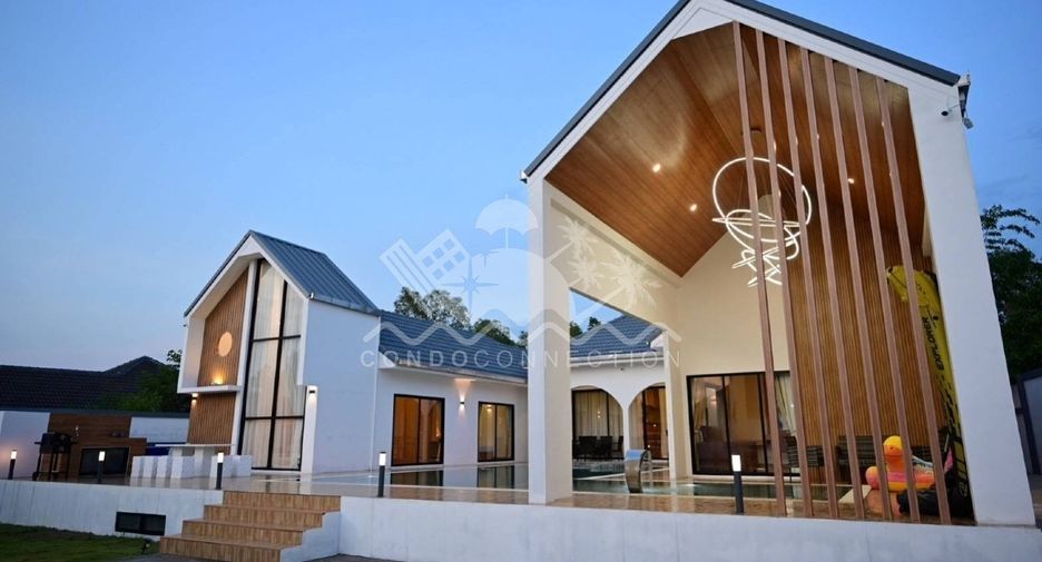 For sale and for rent 4 bedrooms house in Bang Lamung, Chonburi