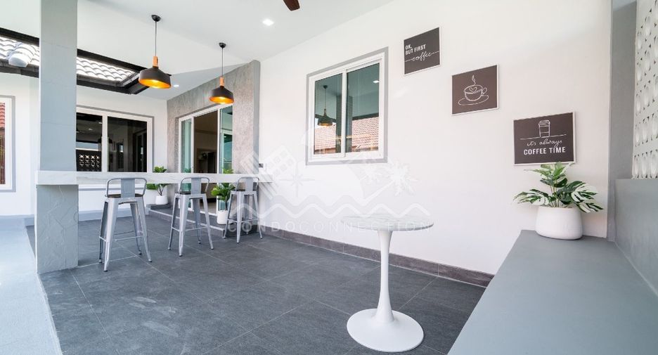 For sale 4 bedrooms house in Bang Lamung, Chonburi