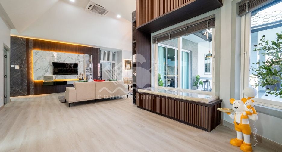 For sale 4 bedrooms house in Bang Lamung, Chonburi