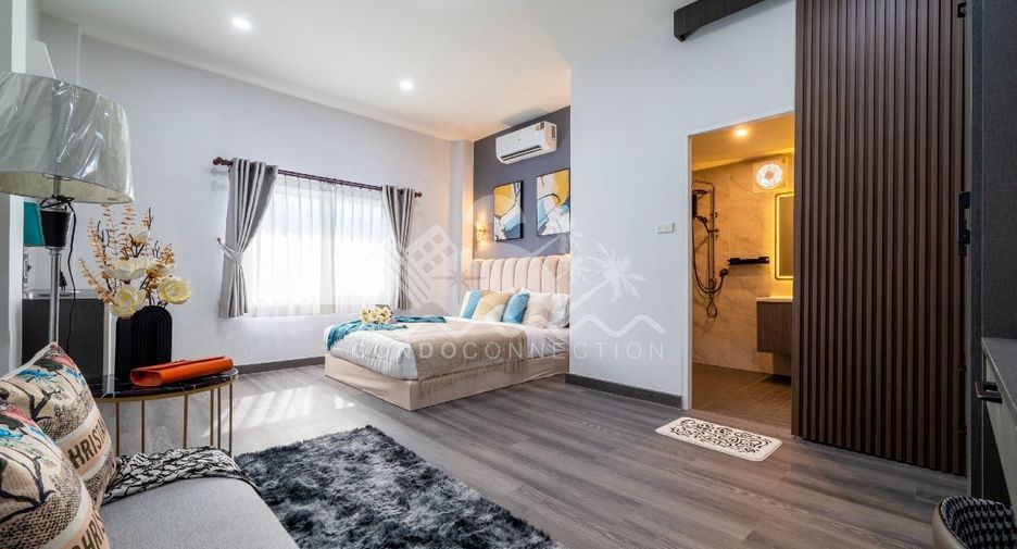 For sale 4 bedrooms house in Bang Lamung, Chonburi
