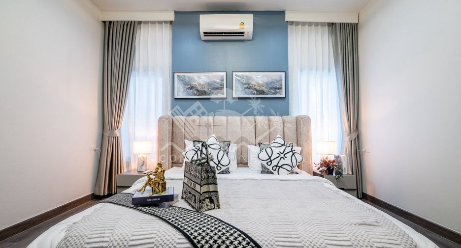 For sale 4 bedrooms house in Bang Lamung, Chonburi