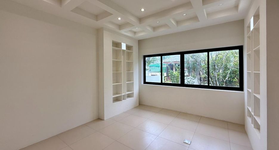 Продажа 4 спальни дом в Банг Ламунг, Чонбури