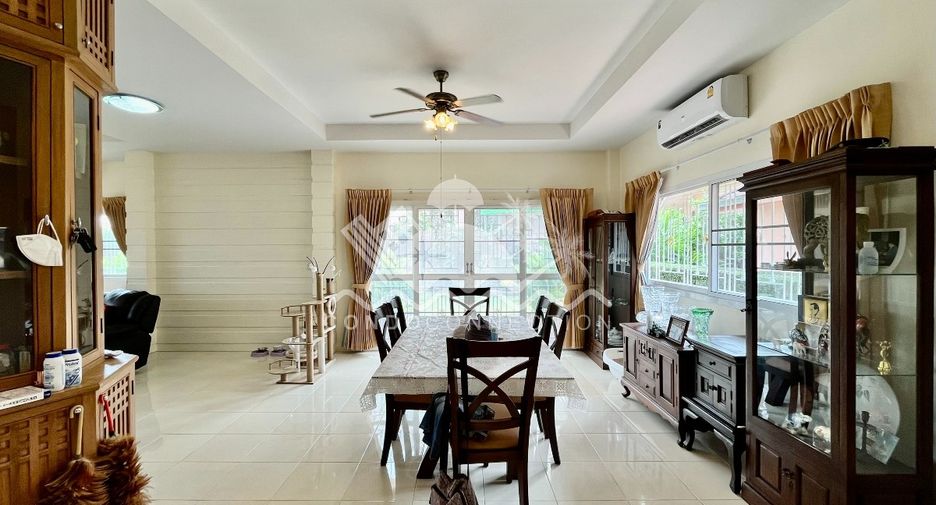 Casa en venta de 3 habitaciones en Bang Lamung, Chonburi