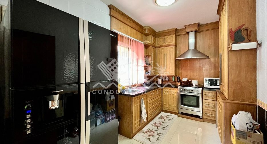 Casa en venta de 3 habitaciones en Bang Lamung, Chonburi