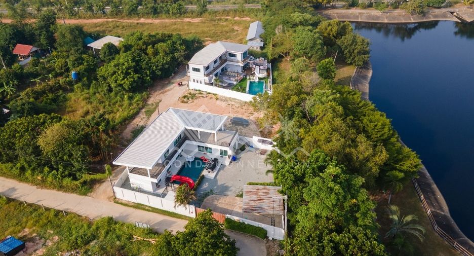 Casa en venta y en alquiler de 6 habitaciones en Bang Lamung, Chonburi