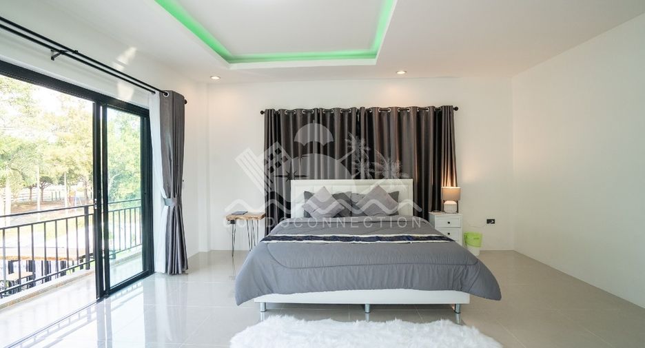 Casa en venta y en alquiler de 6 habitaciones en Bang Lamung, Chonburi