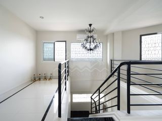 For rent 4 bedrooms condo in Na Jomtien, Pattaya