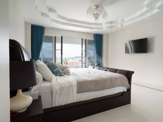 For rent 4 bedrooms condo in Na Jomtien, Pattaya