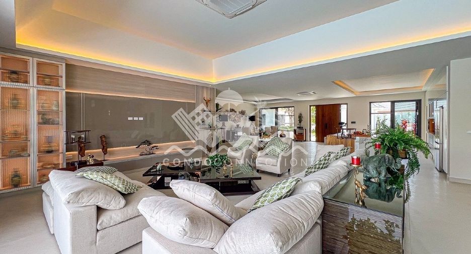 For sale 5 ベッドルーム house in Bang Lamung, Chonburi