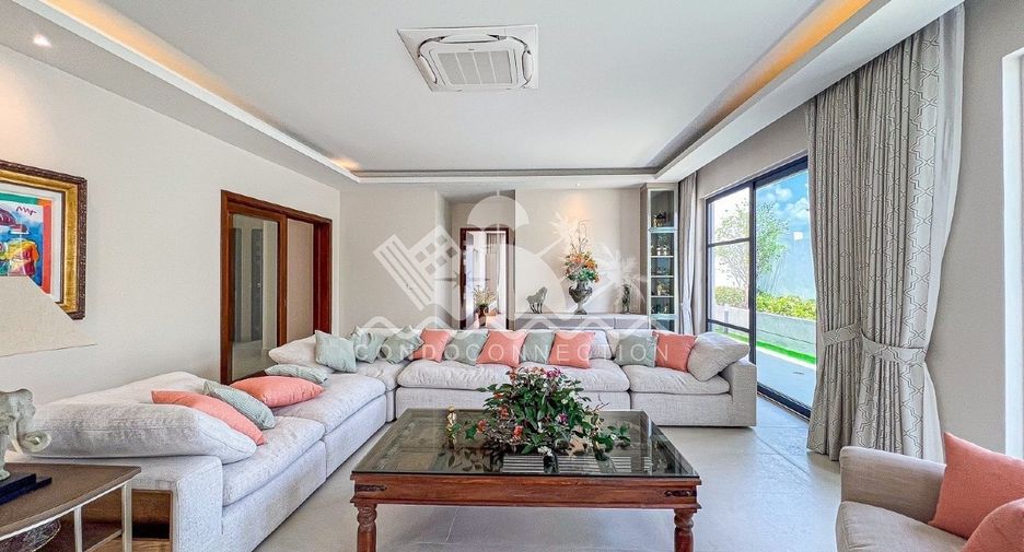 For sale 5 ベッドルーム house in Bang Lamung, Chonburi