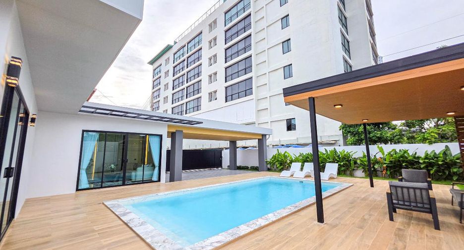 Casa en venta de 5 habitaciones en Bang Lamung, Chonburi