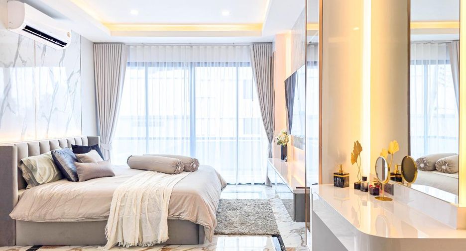 Casa en venta de 5 habitaciones en Bang Lamung, Chonburi