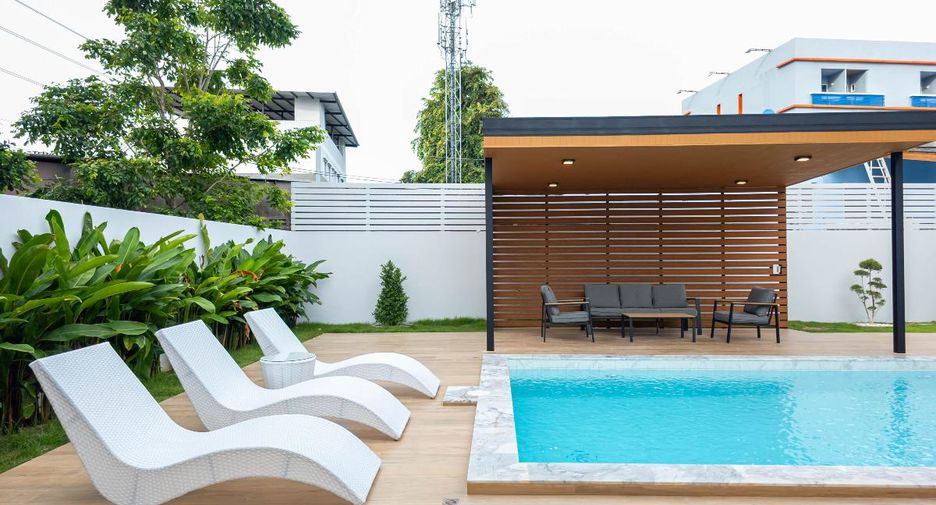 Casa en venta de 5 habitaciones en Bang Lamung, Chonburi