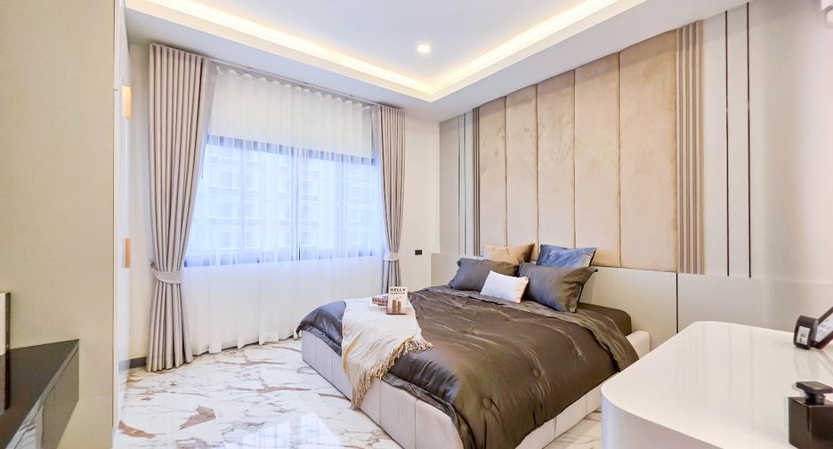 Casa en venta de 5 habitaciones en Bang Lamung, Chonburi