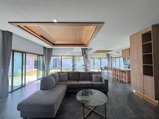 À vendre et à louer 3 chambres maison à Bang Lamung, Chonburi