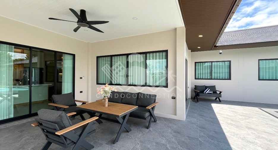 For sale and for rent 4 bedrooms house in Bang Lamung, Chonburi