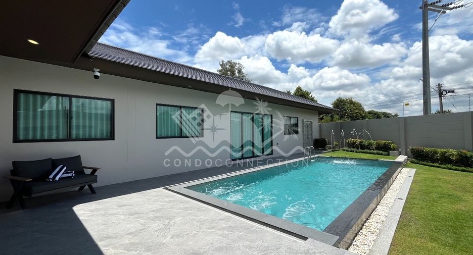 For sale and for rent 4 bedrooms house in Bang Lamung, Chonburi