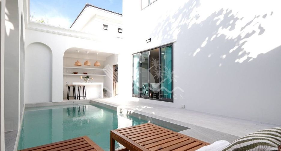For sale そして for rent 4 ベッドルーム house in Sattahip, Chonburi