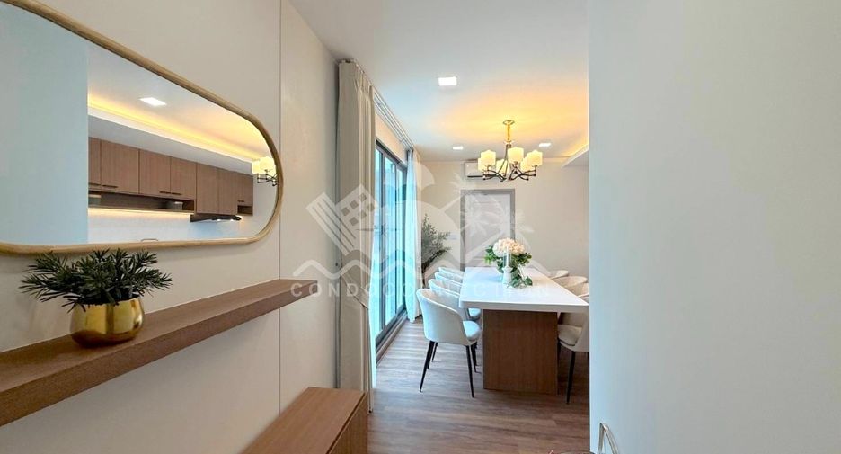 For sale そして for rent 4 ベッドルーム house in Sattahip, Chonburi
